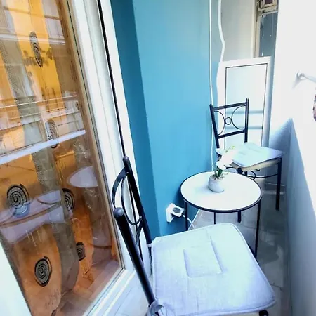 Luminous Mesokhórion